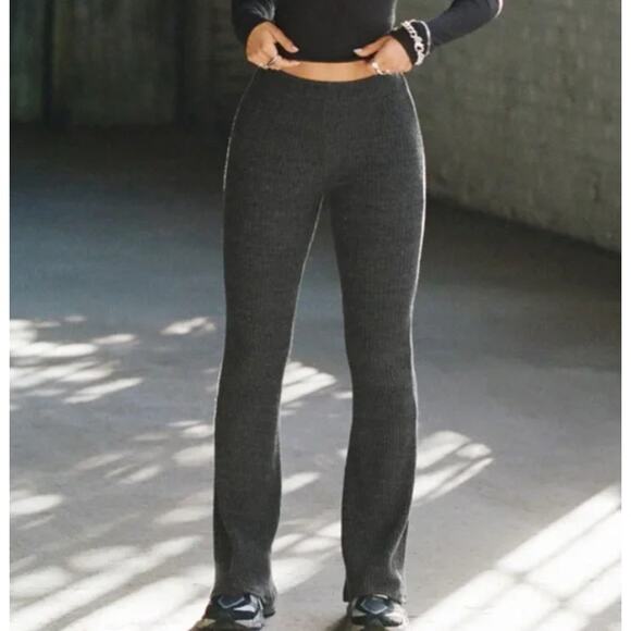Joah Brown Pant Women Small Medium Fitted Mini Flare Gray Rib Knit Lounge Luxury - Picture 1 of 15